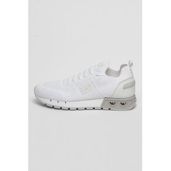 Pantofi sport slip-on cu detalii de piele lacuita