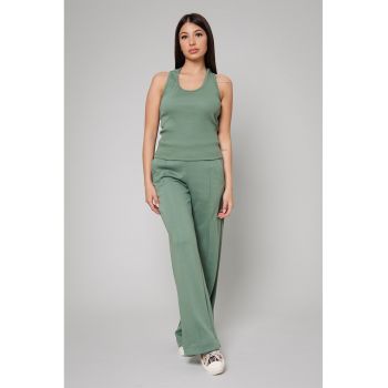 Set de top si pantaloni de trening - 2 piese