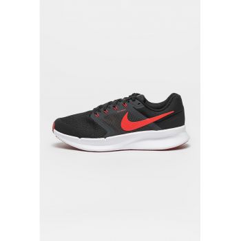 Pantofi cu imprimeu logo pentru alergare Run Swift 3