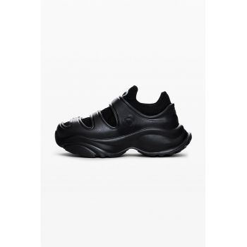 Pantofi sport cu aspect masiv