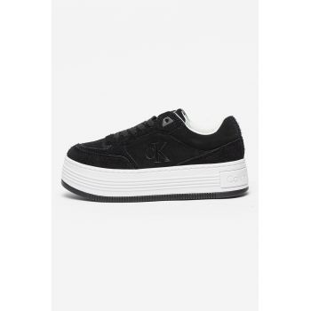 Pantofi sport low-cut din piele intoarsa cu platforma