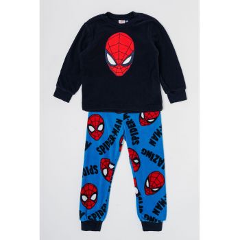 Pijama cu model Spiderman