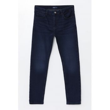 Blugi slim fit