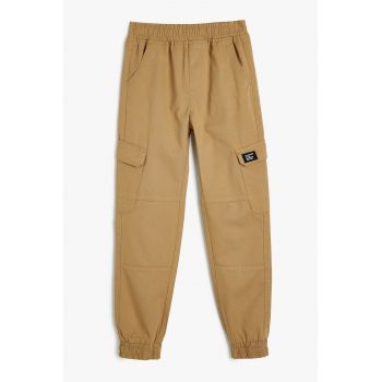 Pantaloni cargo conici