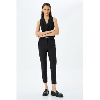 Pantaloni crop uni cu buzunare laterale