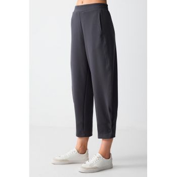 Pantaloni de trening relaxed fit cu buzunare