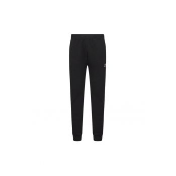 Pantaloni Essentiels Slim 2120408 - Barbati - Negru Pantaloni Essentiels Slim 2120408 - Barbati - Negru