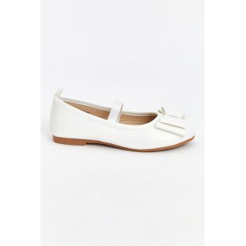 Pantofi din piele ecologica cu model uni