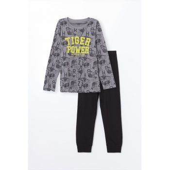 Pijama lunga cu imprimeu grafic