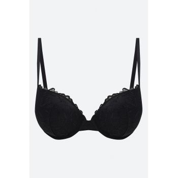 Sutien de dantela cu bretele ajustabile