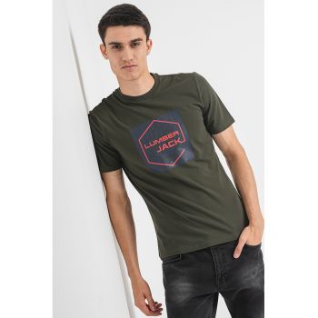 Tricou cu decolteu la baza gatului si imprimeu logo