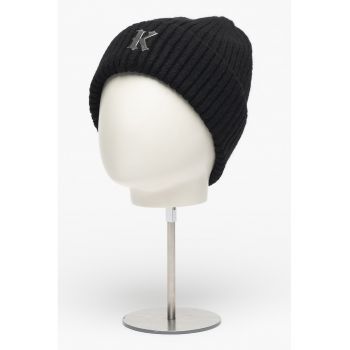 Caciula unisex cu monograma brodata