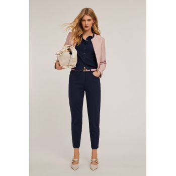 Cardigan tricotat cu nasturi