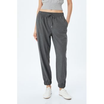 Pantaloni de trening cu snur in talie