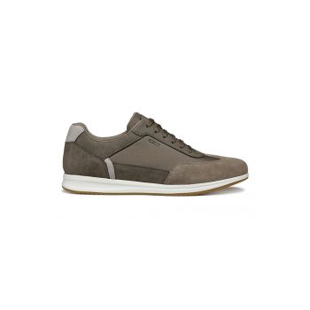 Pantofi sport cu garnituri de piele intoarsa