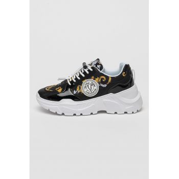 Pantofi sport cu talpa wedge si garnituri din piele