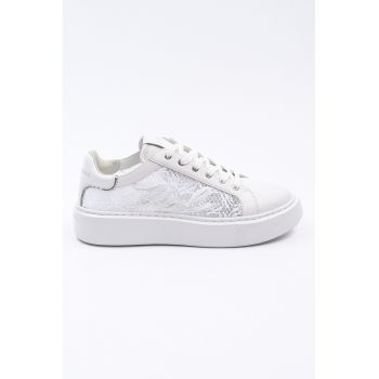 Pantofi sport de piele cu insertii de plasa