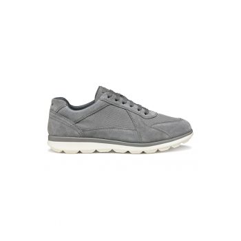Pantofi sport de piele intoarsa cu segmente sintetice