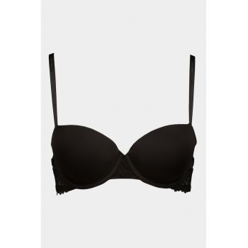 Sutien cu burete si insertii de dantela