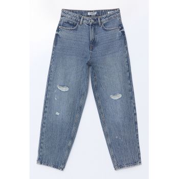Blugi crop cu croiala boyfriend