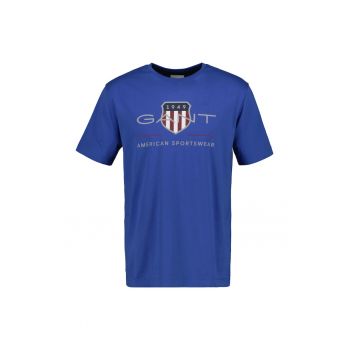 Tricou cu decolteu la baza gatului si imprimeu logo Archive Shield