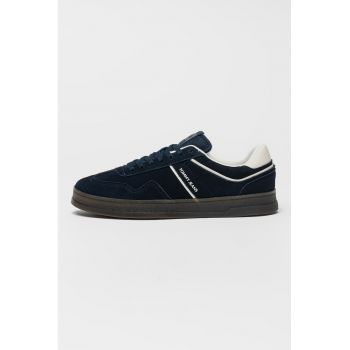 Pantofi sport uni de piele intoarsa