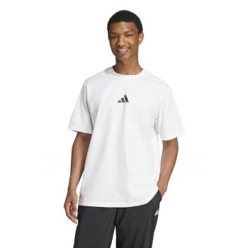 Tricou lejer cu imprimeu pe partea din spate