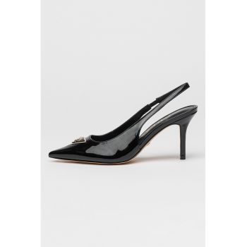 Pantofi slingback cu toc stiletto si aspect lacuit