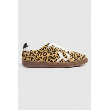 Pantofi sport din piele cu model