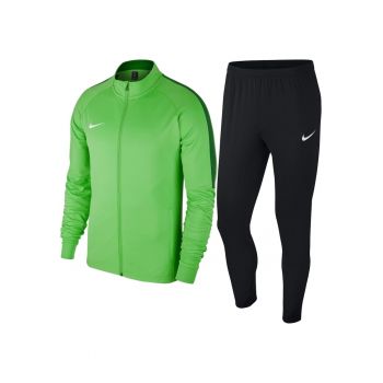 Trening  Academy 18 - pentru barbati