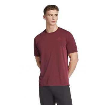 Tricou cu decolteu la baza gatului pentru fitness