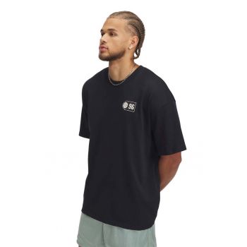 Tricou lejer cu logo pentru baschet