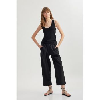 Pantaloni drepti cu buzunare laterale
