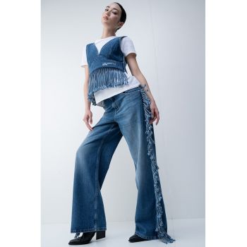 Top crop de denim cu terminatie franjurata