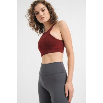 Bustiera cu sustinere redusa si decupaj pe partea din spate pentru fitnes