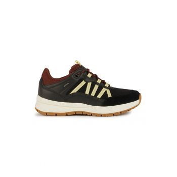 Pantofi sport cu garnituri din piele intoarsa si material textil