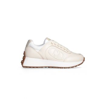 Pantofi sport cu segmente din piele