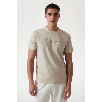 Tricou cu logo in relief - pentru antrenament