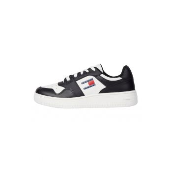 Pantofi sport cu segment perforat Retro