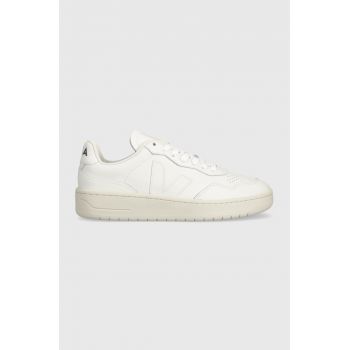 Veja sneakers din piele V-90 culoarea alb