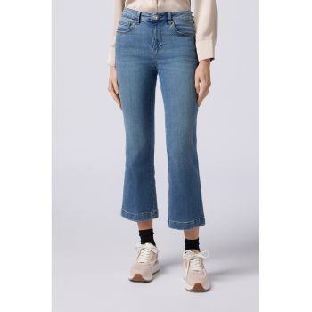 Blugi crop cu talie medie