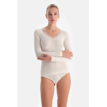 Bluza din micromodal cu decolteu in V