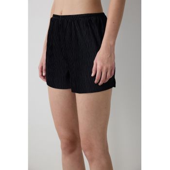 Pantaloni scurti de pijama cu model striat