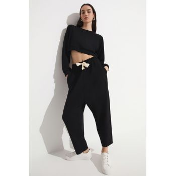 Set de bluza crop si pantaloni