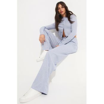 Set de cardigan cu aspect stralucitor si pantaloni cu croiala ampla