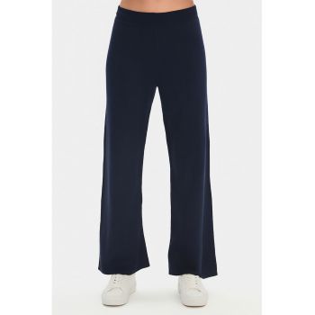 Set de pulover cu dungi si pantaloni din tricot