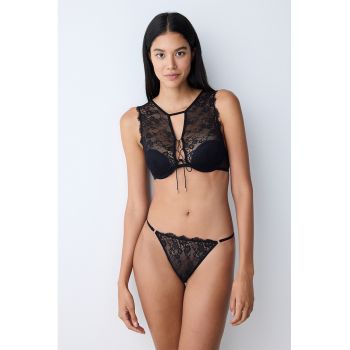 Sutien cu insertie din dantela