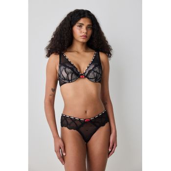 Sutien cu strat exterior din dantela