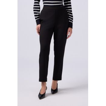 Pantaloni crop cu talie elastica
