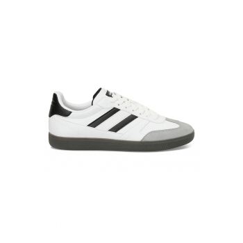 Pantofi sport cu siret si model
